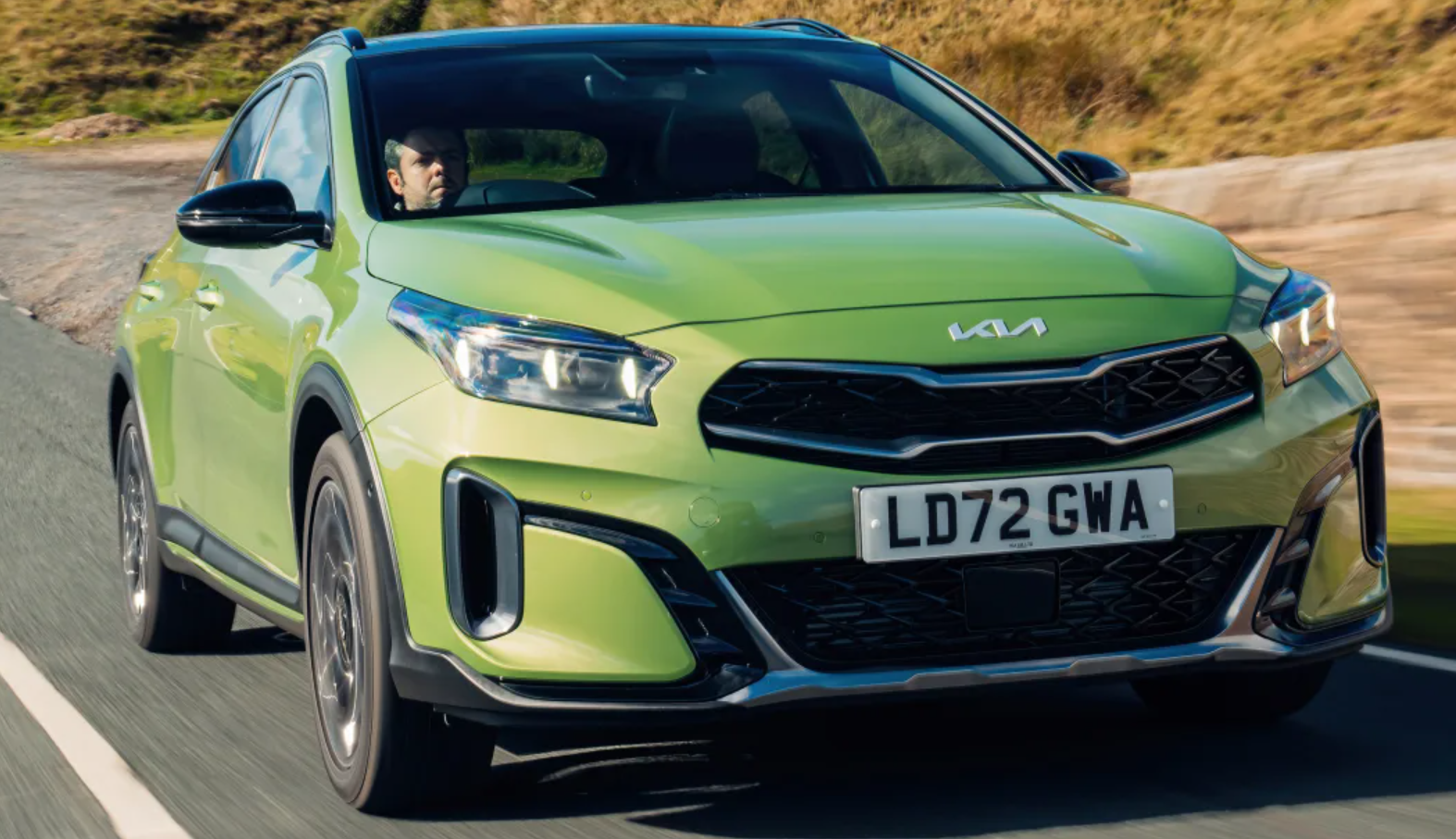 Kia XCeed 2024: Release Date, Hybrid, and Photos