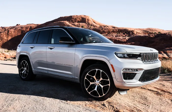 Jeep Grand Cherokee 2025: Cost, Changes, and Interior
