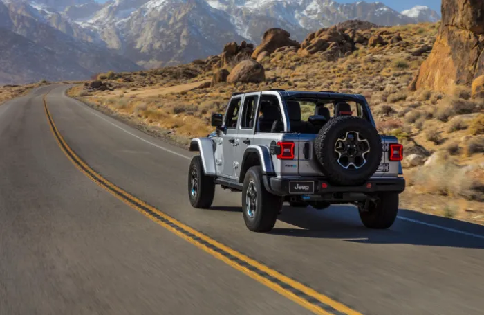 Jeep Wrangler Hybrid 2025: Changes, Release Date