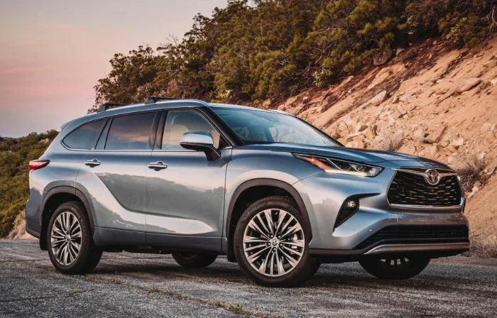 Toyota Highlander 2025: Changes, Specs, and Colors
